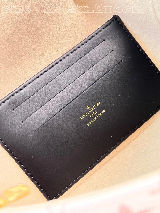 VUITTON LOUIS Chain on Ivy Wallet 0725